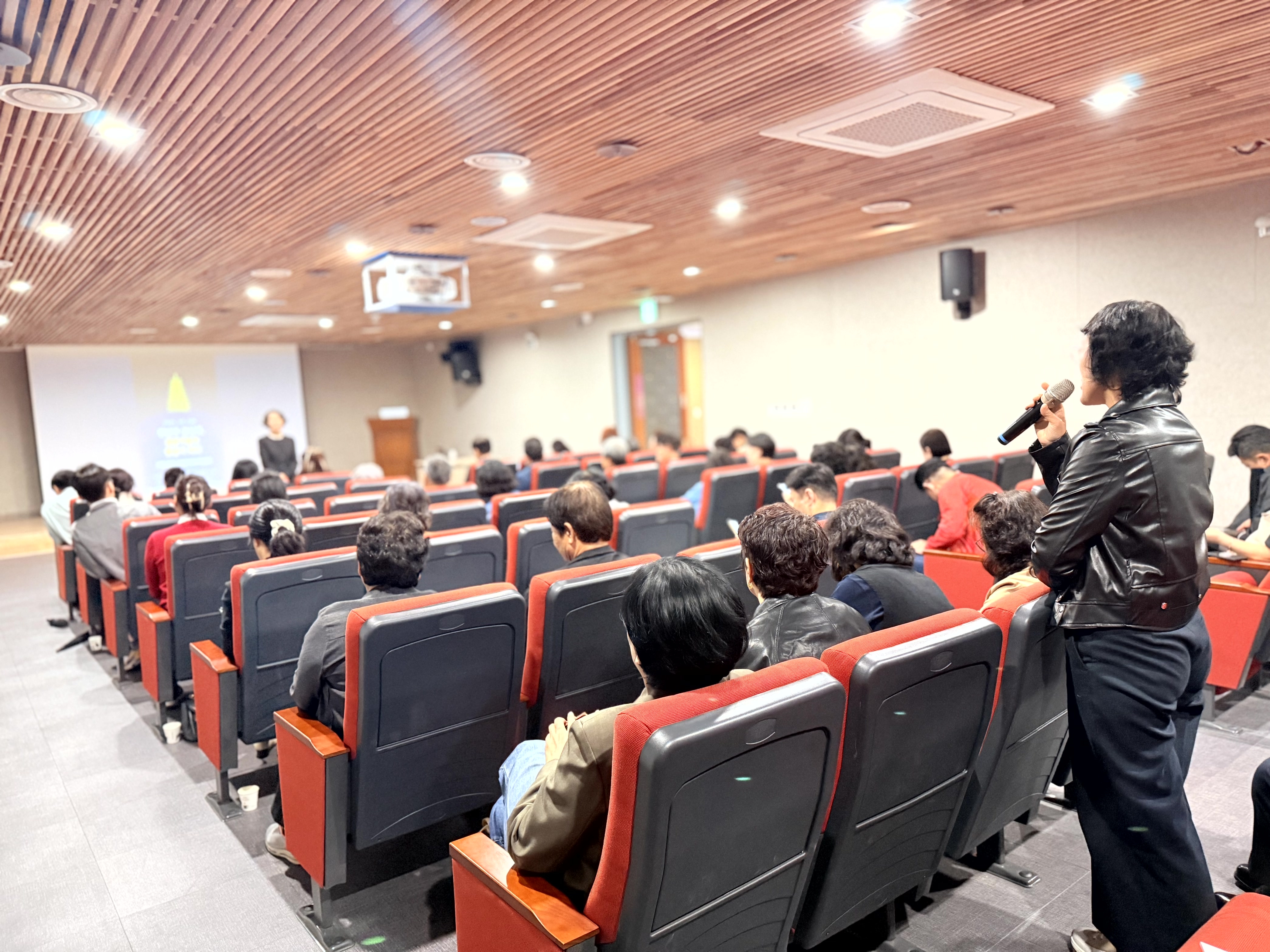 00-경주시민AI활용특강(10월)-261020 (6).jpg
